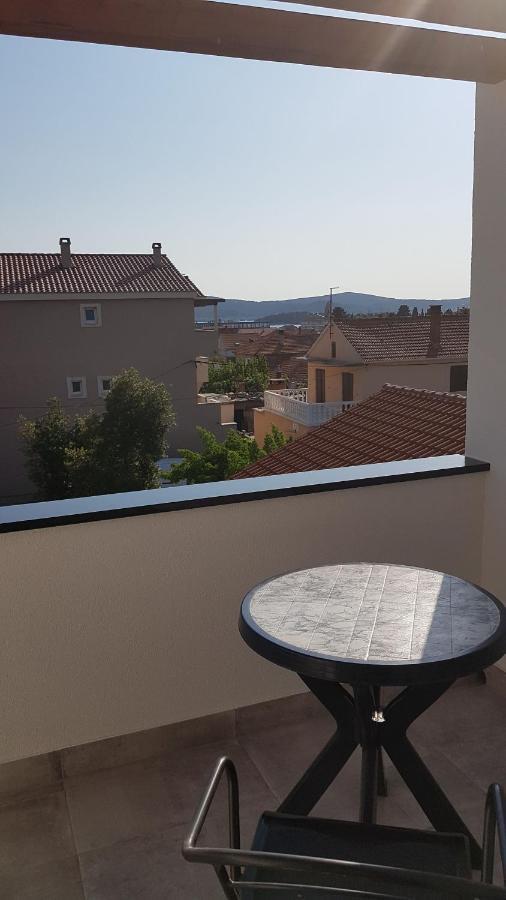 Apartments Star With Pool ビオグラード・ナ・モル エクステリア 写真